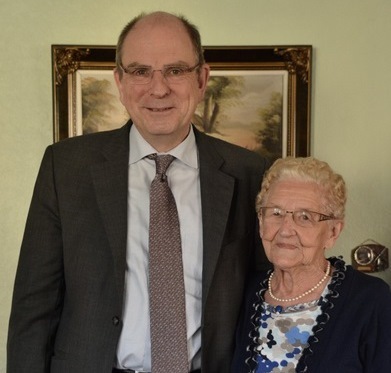 Hoog bezoek voor 99-jarige