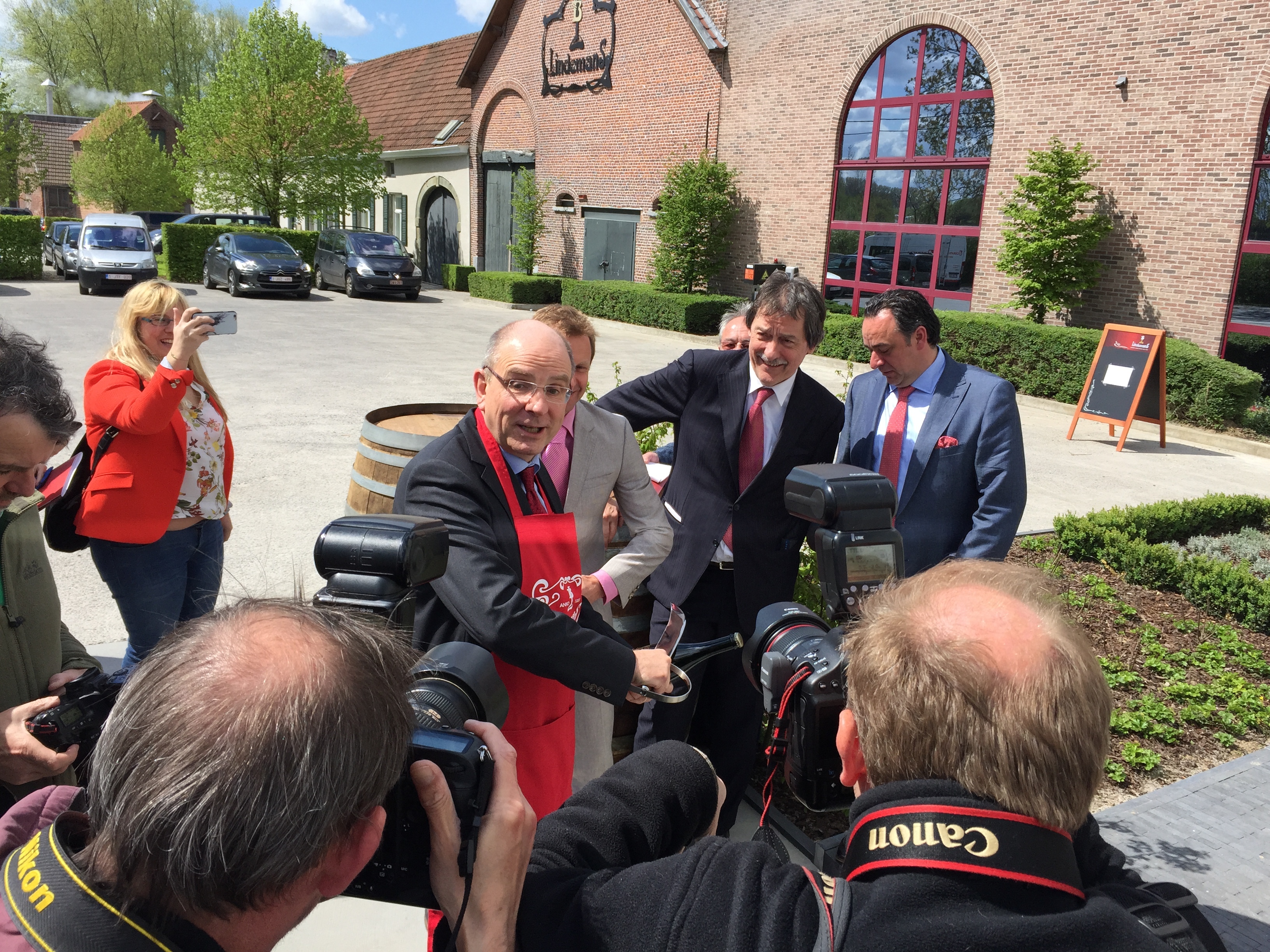 Nieuwe site Brouwerij Lindemans feestelijk ingehuldigd