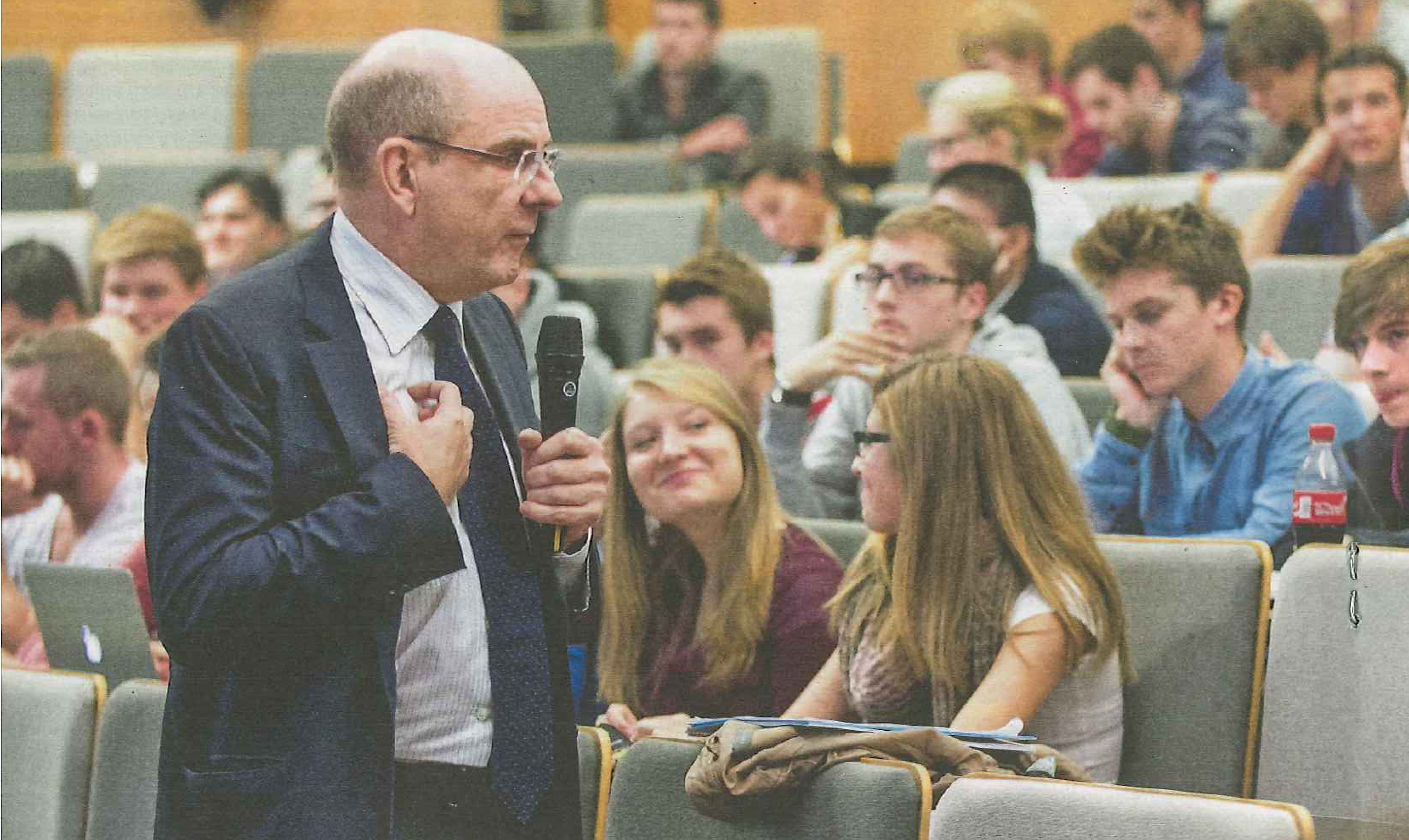 Tussen aula en parlement