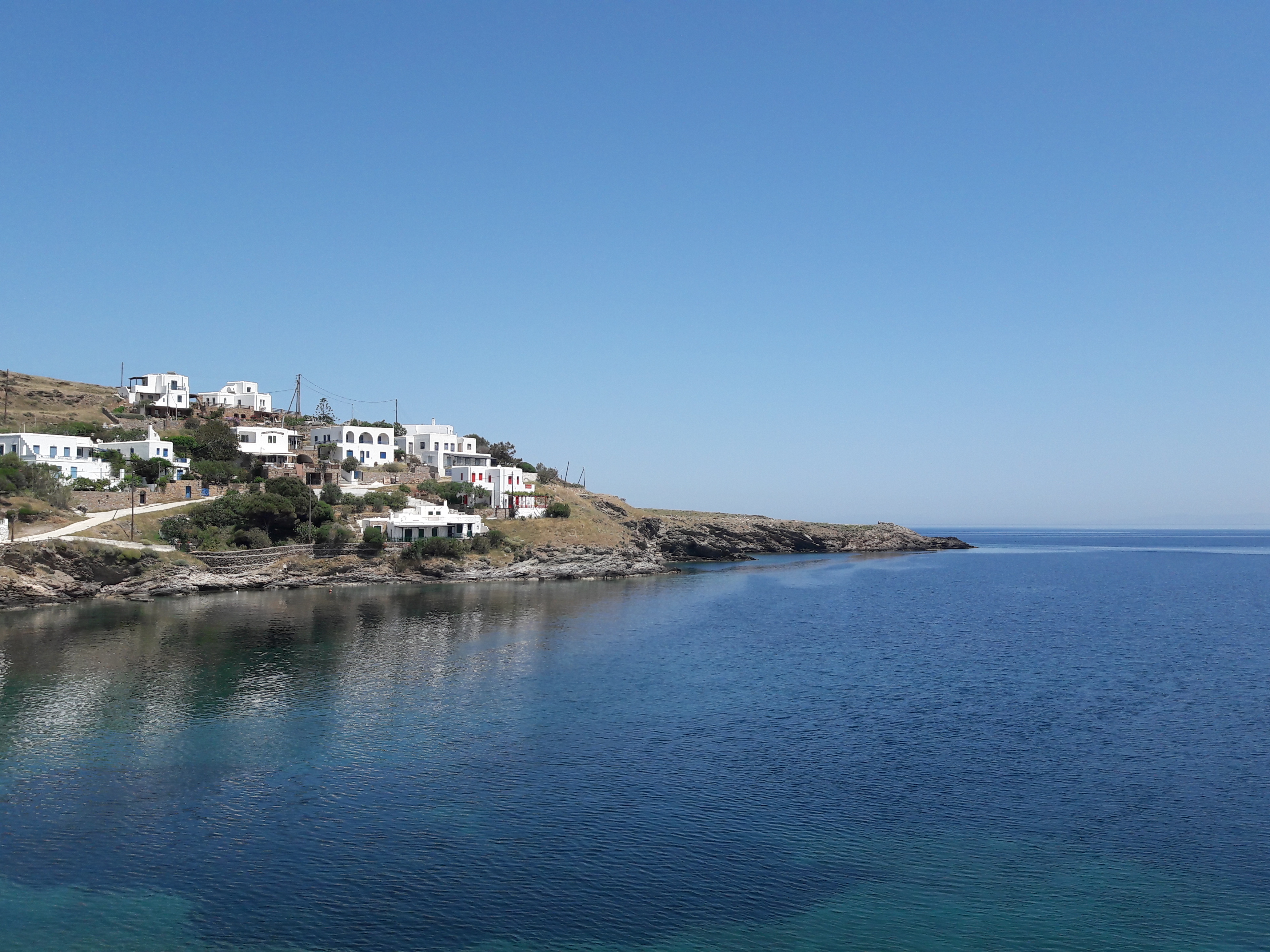 Image Energy storage systems provide the Greek island of Kythnos with a more stable grid