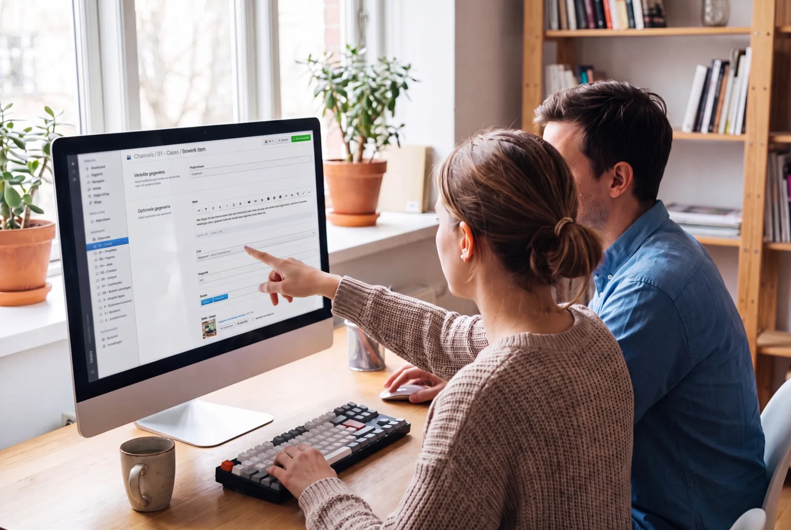 Pairing: twee mensen werken samen aan een digitaal product