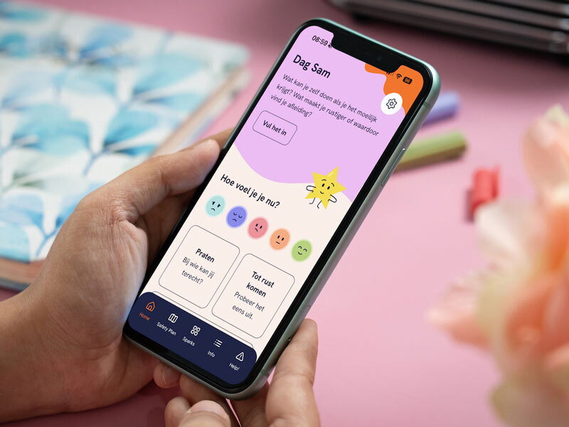 Screens of the Spark* app with the safety plan and the HopeBox