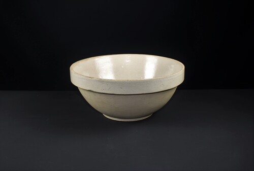 thumbnails bij product large earthenware bowl 