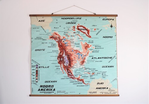 thumbnails bij product Old school map of Nord-America and North Pole