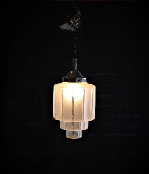 thumbnails bij product Art Deco suspension lamp with satinated glass