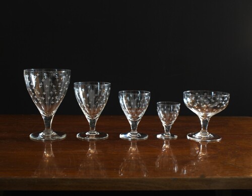 thumbnails bij product lot van 48 vintage kristallen glazen met sterretjes