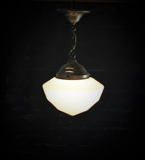 thumbnails bij product Art Deco opaline lamp shade