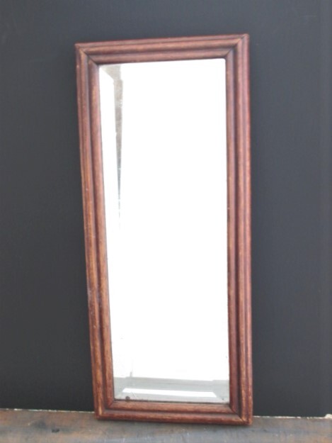 buurman Aanhoudend Vooruitzien rechthoekige spiegel met houten kader · Het huis van mijn moeder