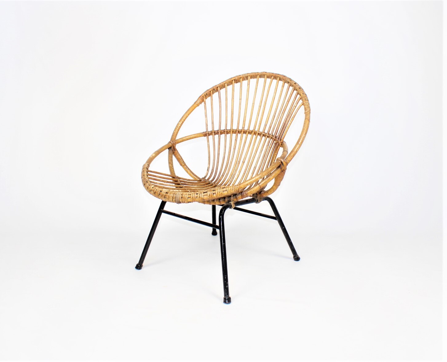 bestrating Stapel dozijn vintage rotan-bamboo chair, Rohé Noordwolde · Het huis van mijn moeder