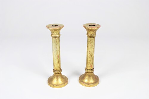 thumbnails bij product two gold-plated candlesticks