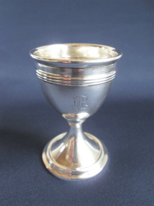 thumbnails bij product silver egg cup Wolfers