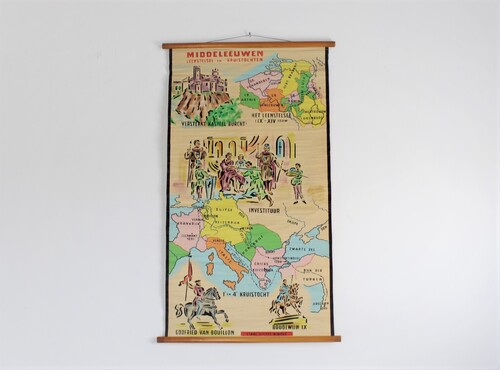 thumbnails bij product school wall chart: Middle Ages
