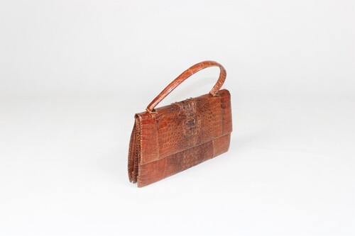thumbnails bij product vintage handbag in crocodile leather