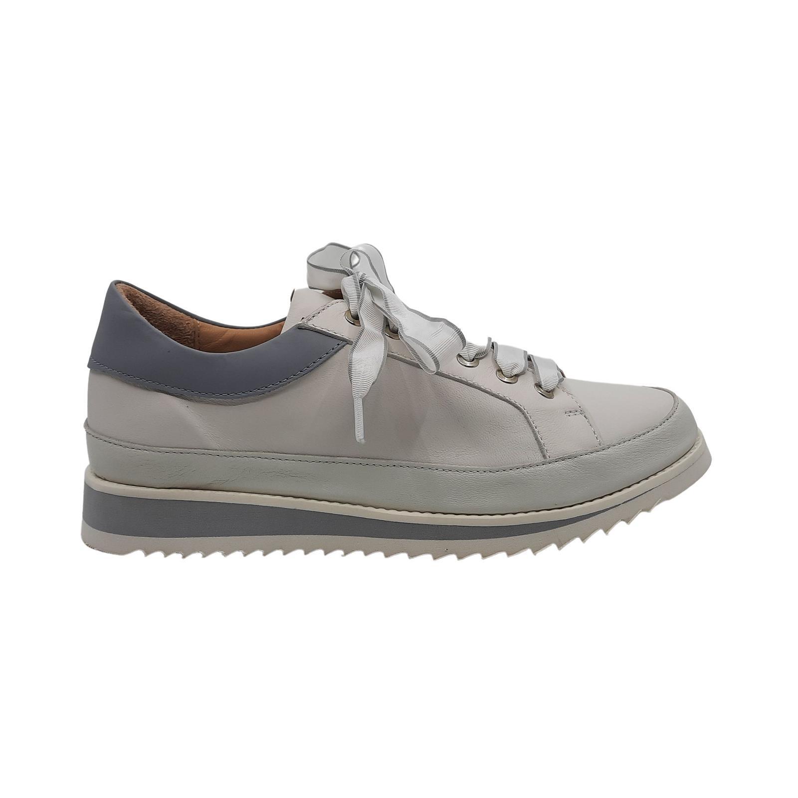 Sneaker gebroken wit / lichtblauw • Passo Per Passo • Schoenen voor dames  en heren • Haacht