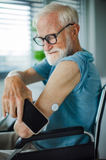 Je kan de meetwaarden aflezen met een app op je smartphone.