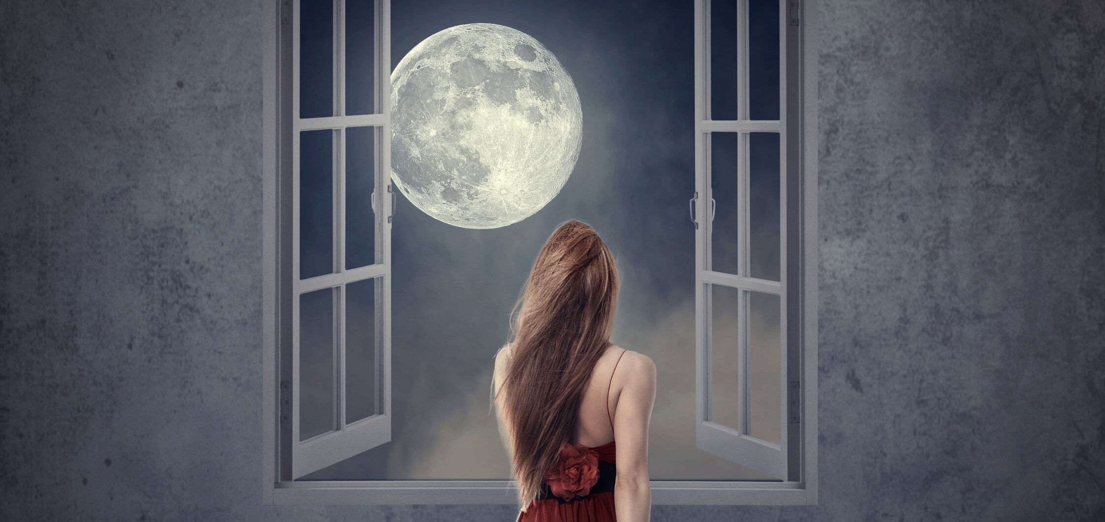 Луна в окне. Лунный свет в окошко. Девушка-Луна.